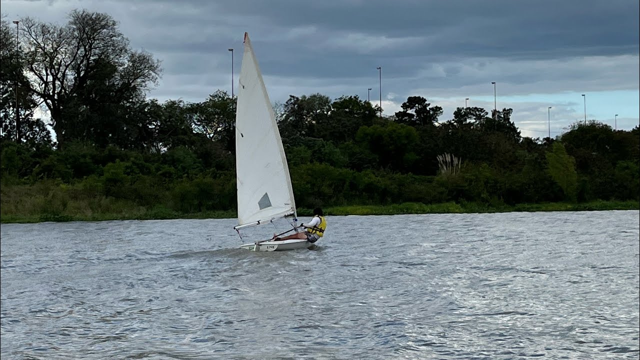 Como armar un velero láser