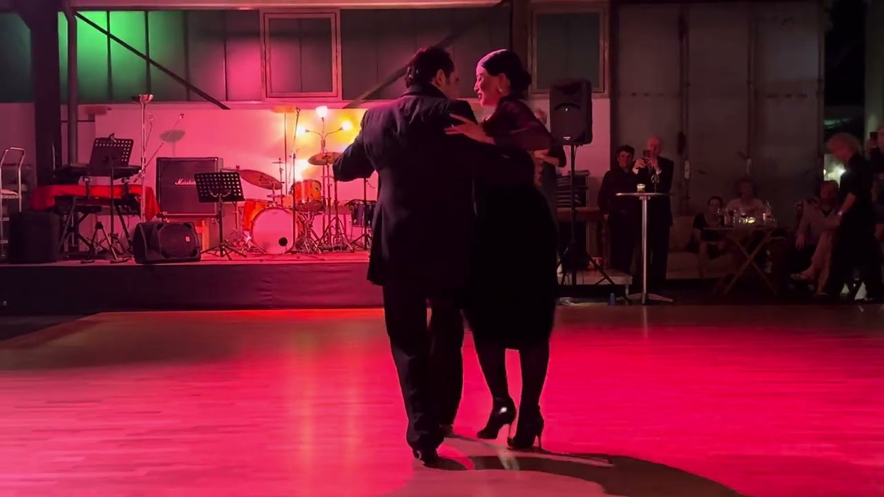 Ezequiel Paludi & Geraldin Rojas 1/4
