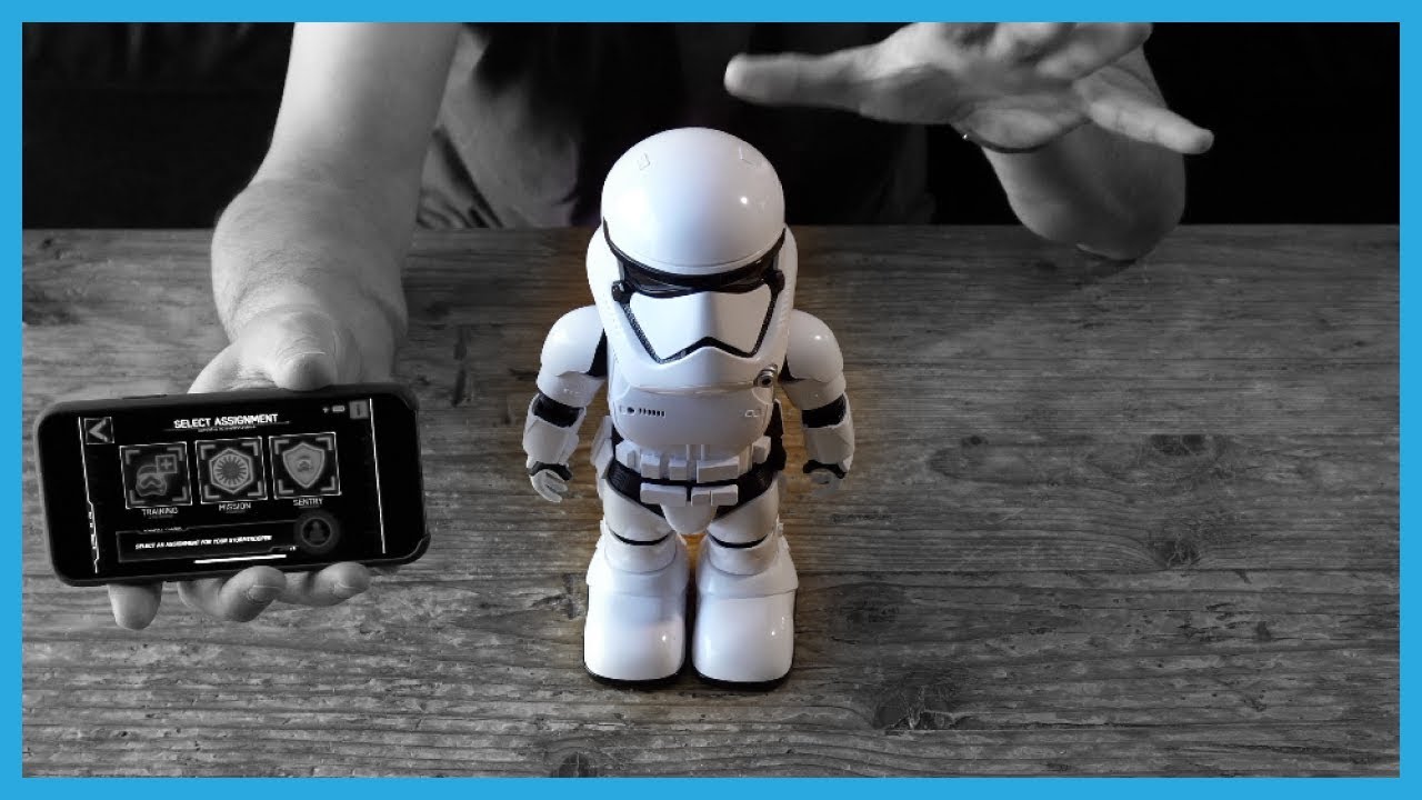 Star Wars First Order Stormtrooper Robot Hands-on