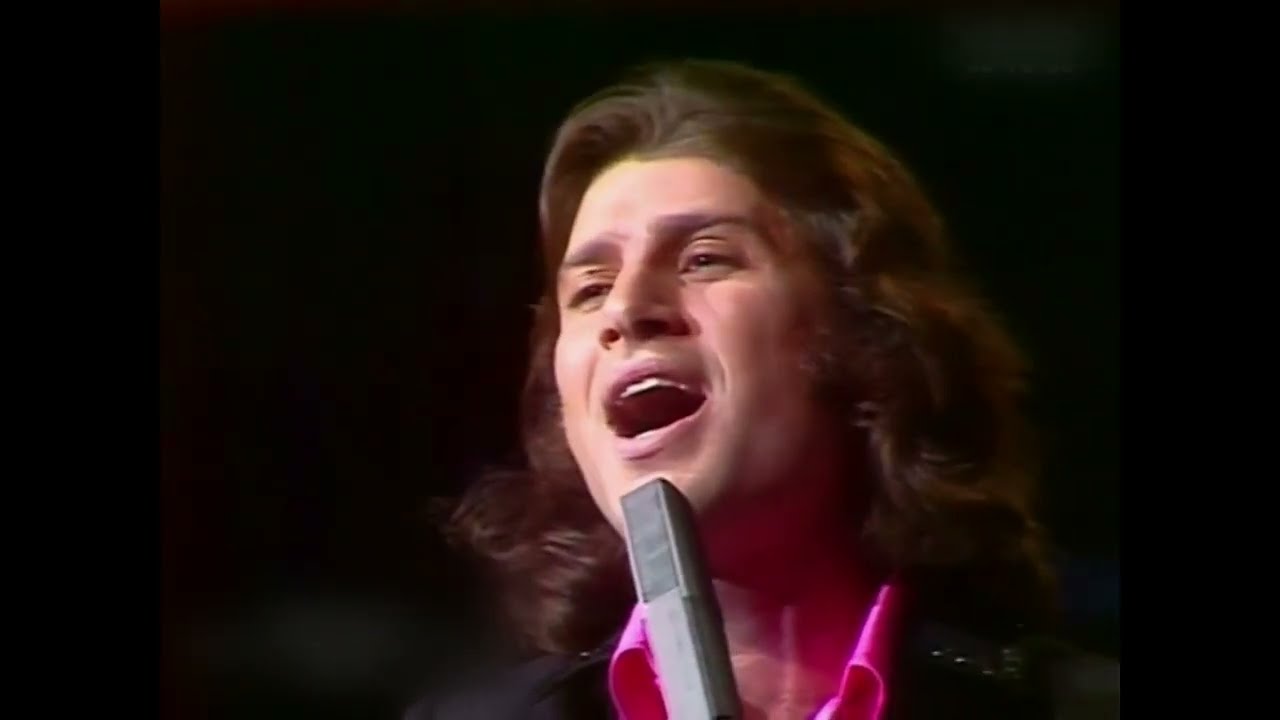 Mike Brant  - On se retrouve par hasard - Canal Noite Lovrino  (1974) Brasil