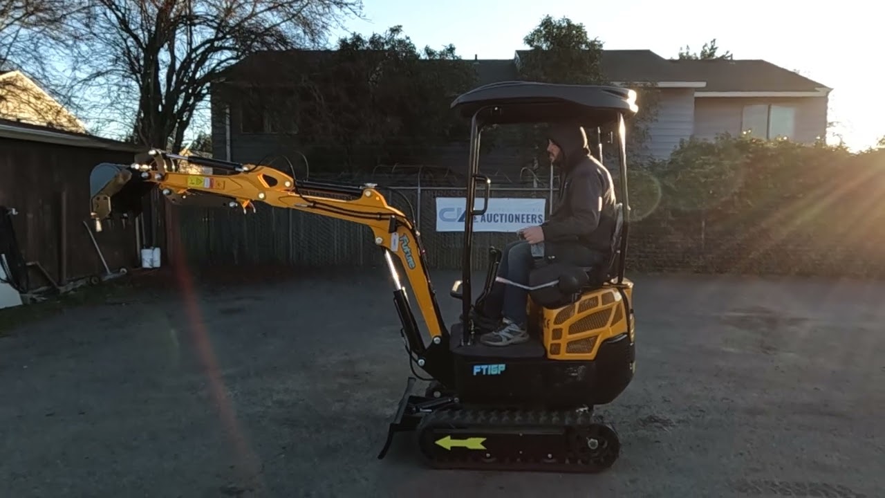 2026 FUTURE FT16P MINI EXCAVATOR (1335)