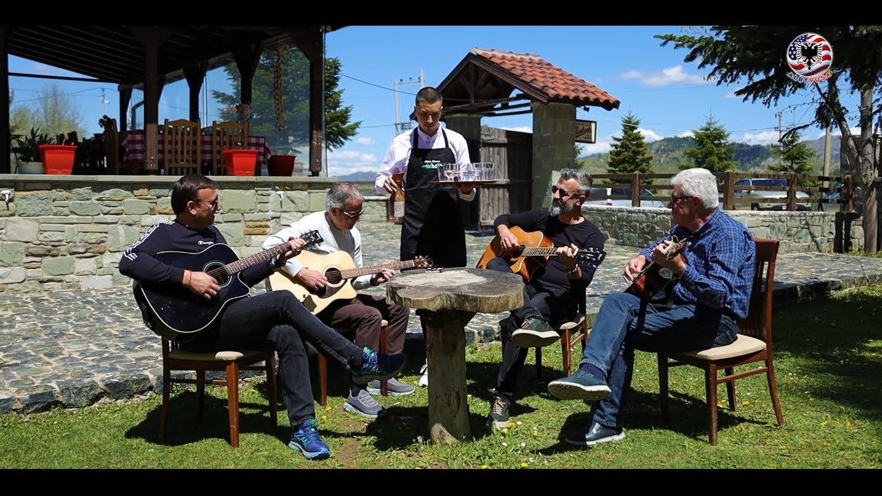 SERENATË 