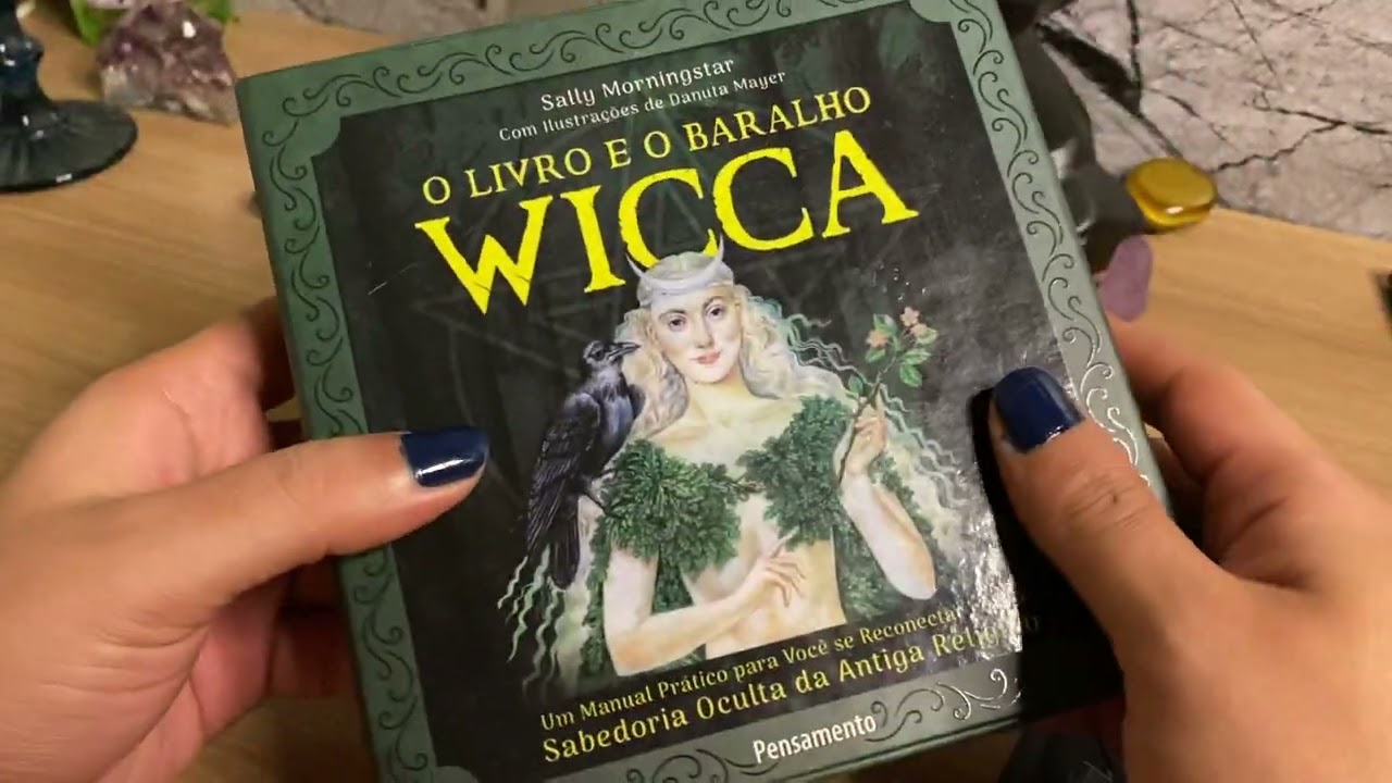 O livro e o baralho wicca - pros e contras