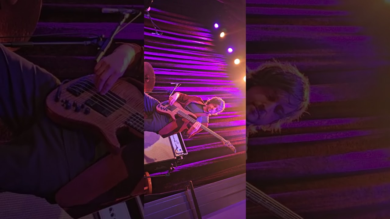 Dane Alderson of the Yellowjackets - NYBW fretless bass solo