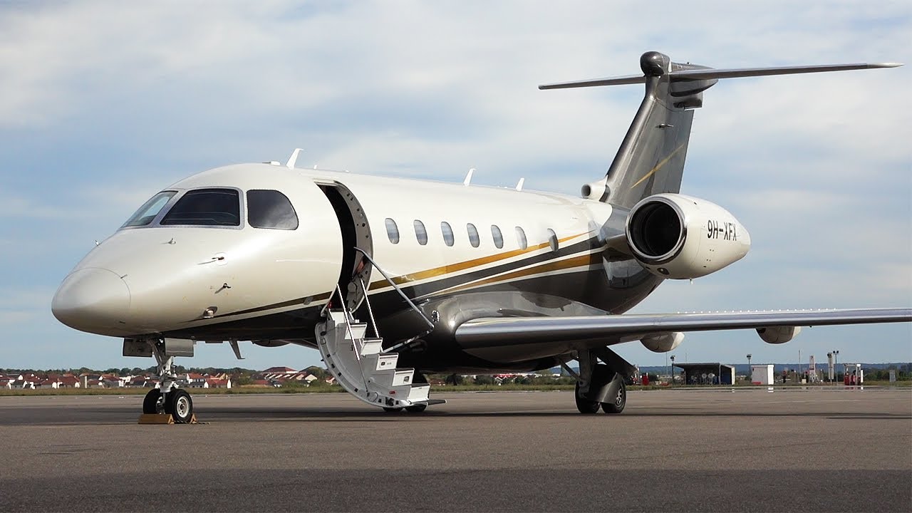 Embraer Legacy 500 Flexjet landing at Nancy airport | $19 Million jet | avgeek bizjet