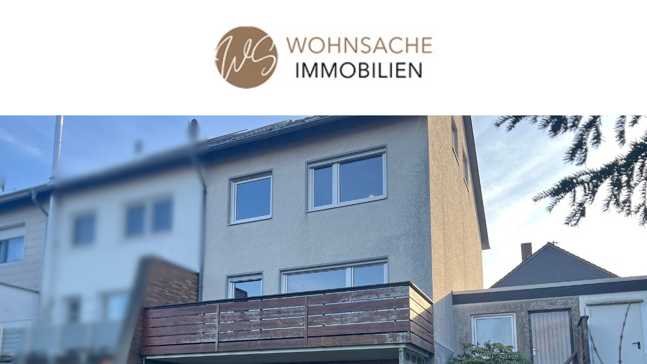 Im Zentrum von Seelscheid: Reihenendhaus mit Garten und tollem Ausblick