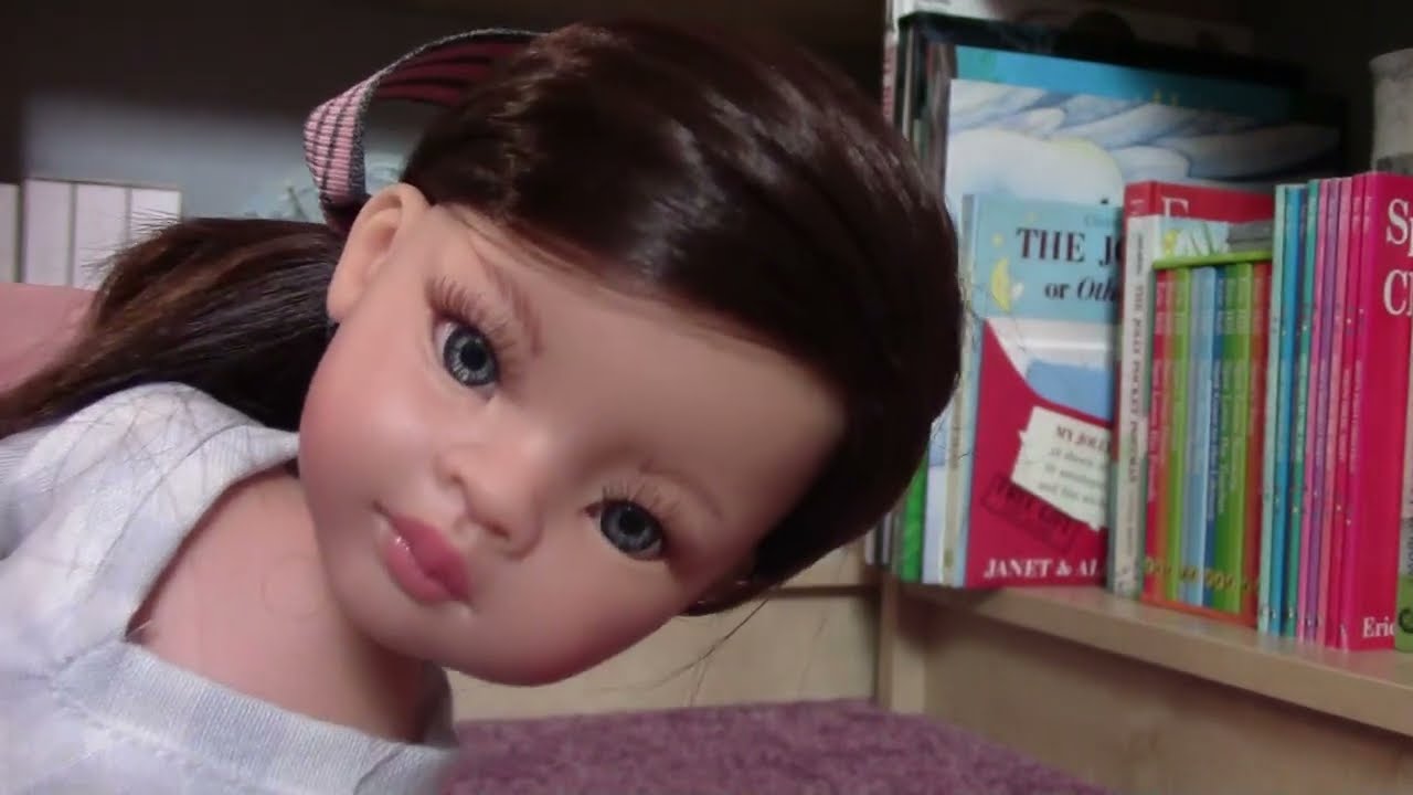 Paola Reina Las Amigas Liu Doll