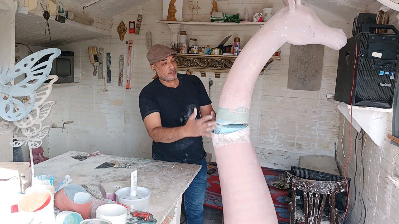 نحت زرافة من الفوم والفايبر جلاس  . الجزء الثانى .. Giraffe sculpture. The second part