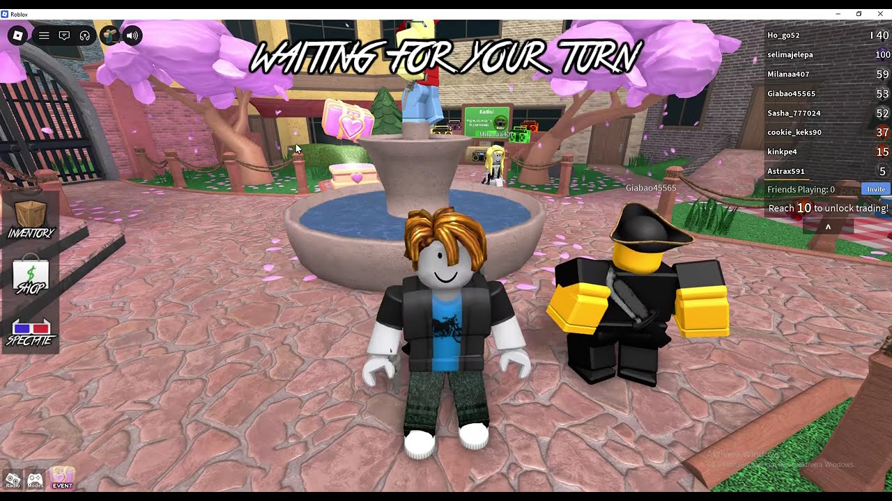 I play murder mystery 2 and I am the murderer 2 times!!!