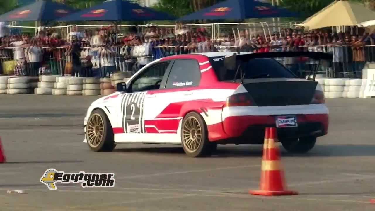 Haitham Samir - Red Bull Car Park Drift Egypt 2013 - Egytuner.com