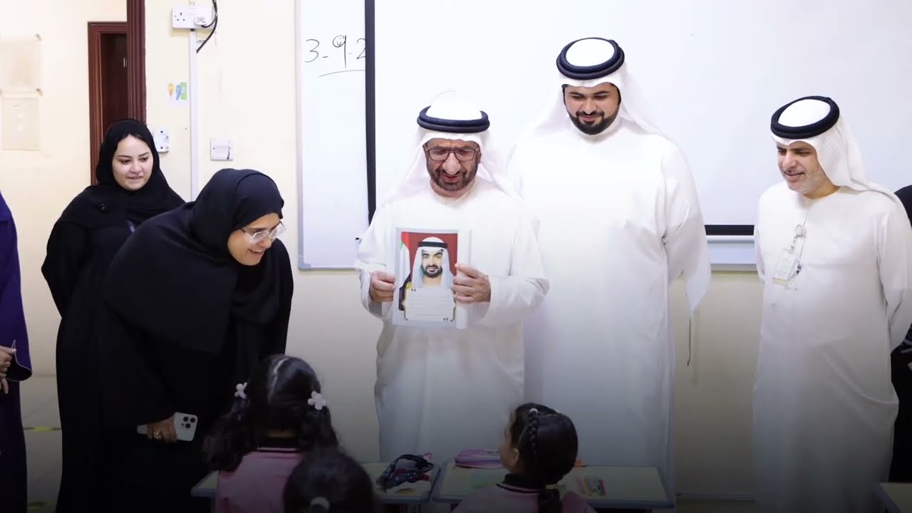 	الشيخ علي بن محمد بن علي النعيمي يزور مدرسة منار الإيمان الخاصة مع انطلاقة العام الدراسي الجديد