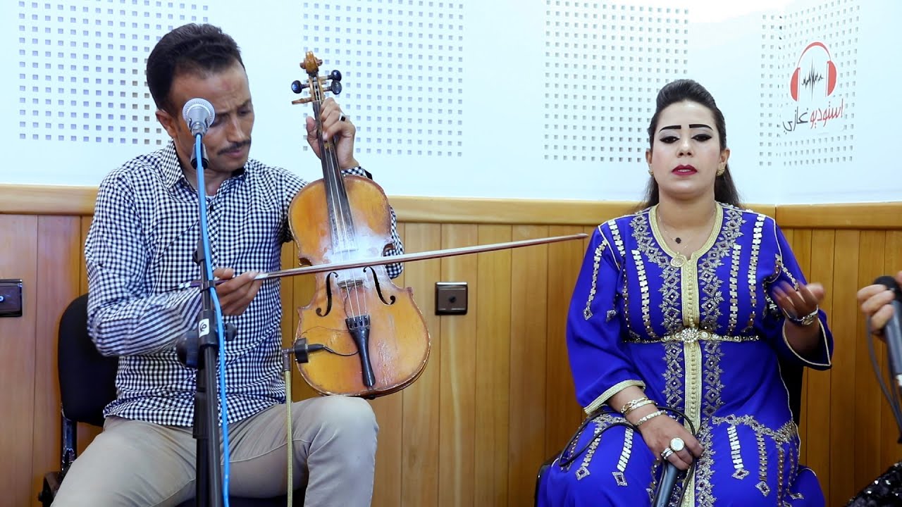 Lahcen lakhnifri  rkia azrou  hmama live  iyiss ira a3dil zin ira i3ban