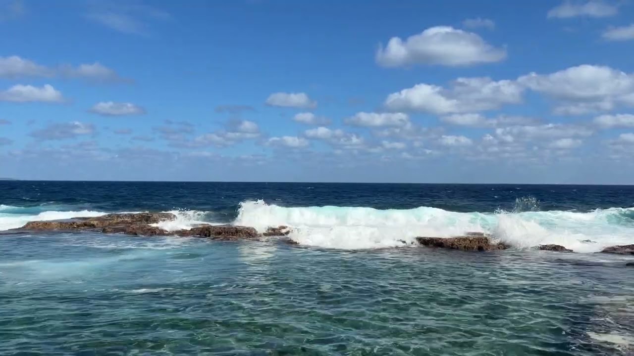 【南大東島観光】海軍棒プール