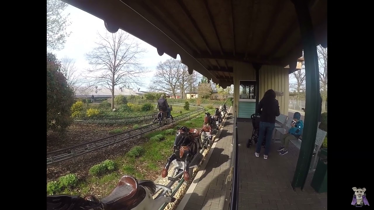 Die Pferdereitbahn im Klottipark in Cochem
