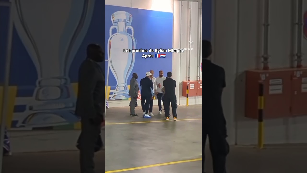kylian mbappe and his mom & dad after France match 🇨🇵