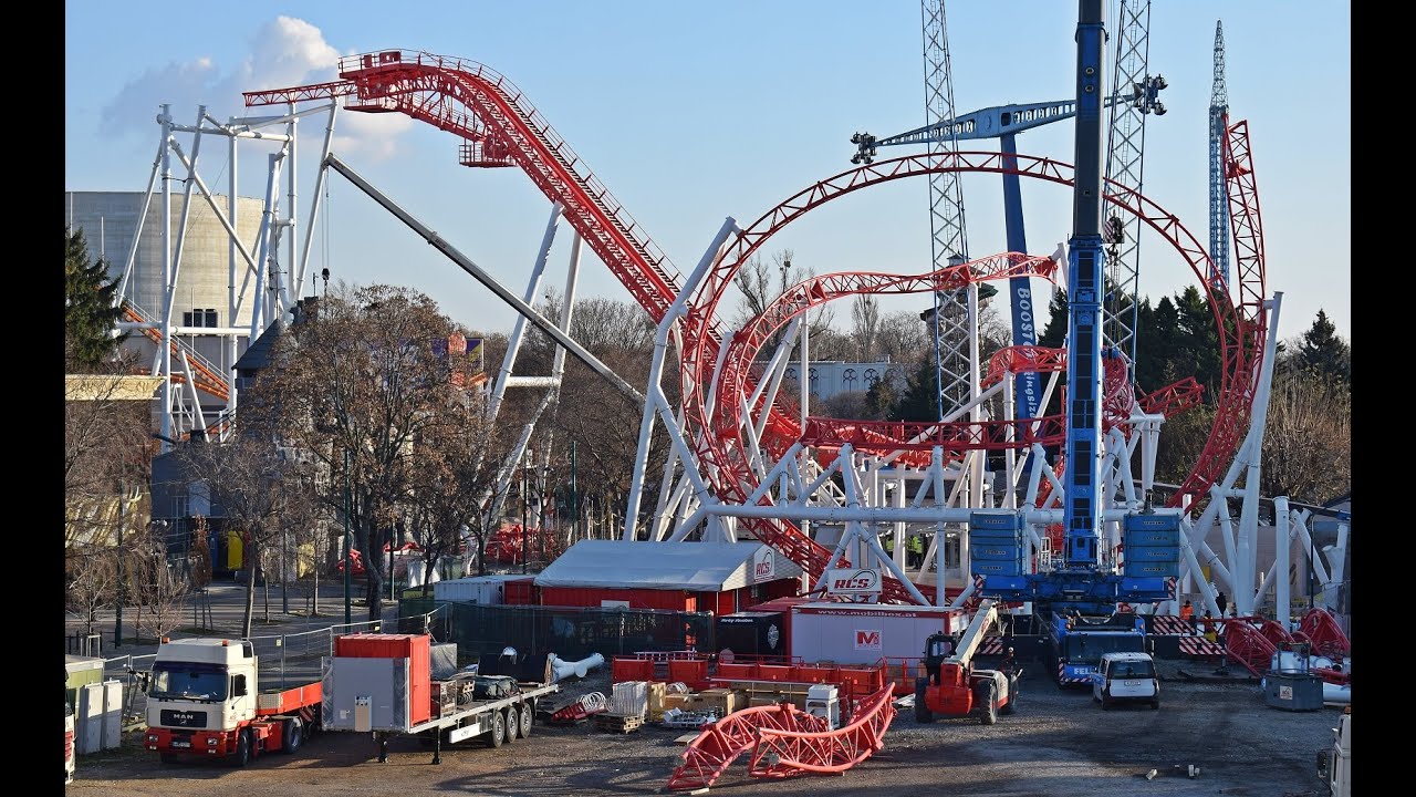 Aufbau Wiener Looping MACK Rides im Prater   Stand 05 12 2024