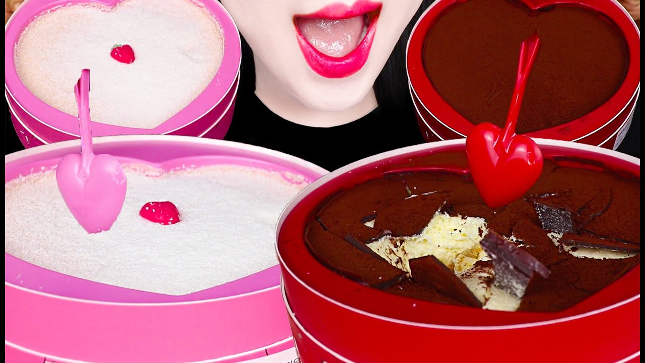 ASMR Hart Tiramisu Cake 하트티라미수 케이크 먹방 Mukbang, Eating