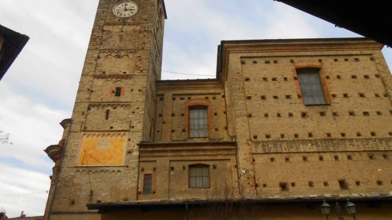 Barge ( Cn ) : La chiesa parrocchiale di San Giovanni Battista Dedicato al Prof. Piercarlo Rosi