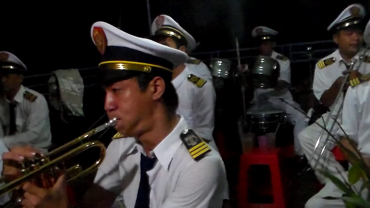 K&egrave;n t&acirc;y cực hay