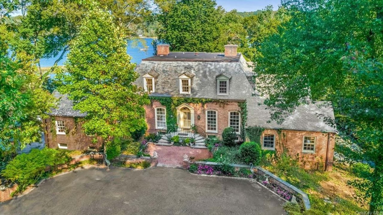 Inside an Oyster Bay New York Waterfront Masterpiece | 30 Cove Woods Road | SERHANT. Tour