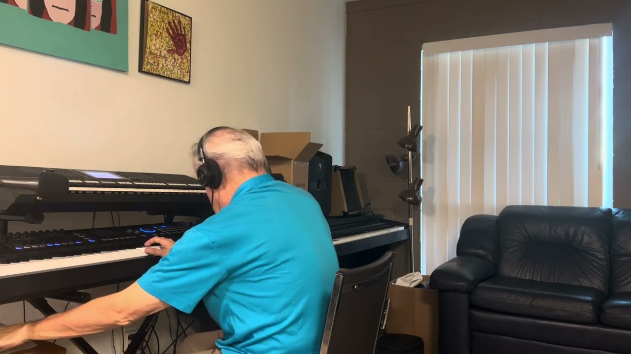 Bob Gertz On Guitar, Stereo Keyboard Overdubs, Band On The Run, Mccartney