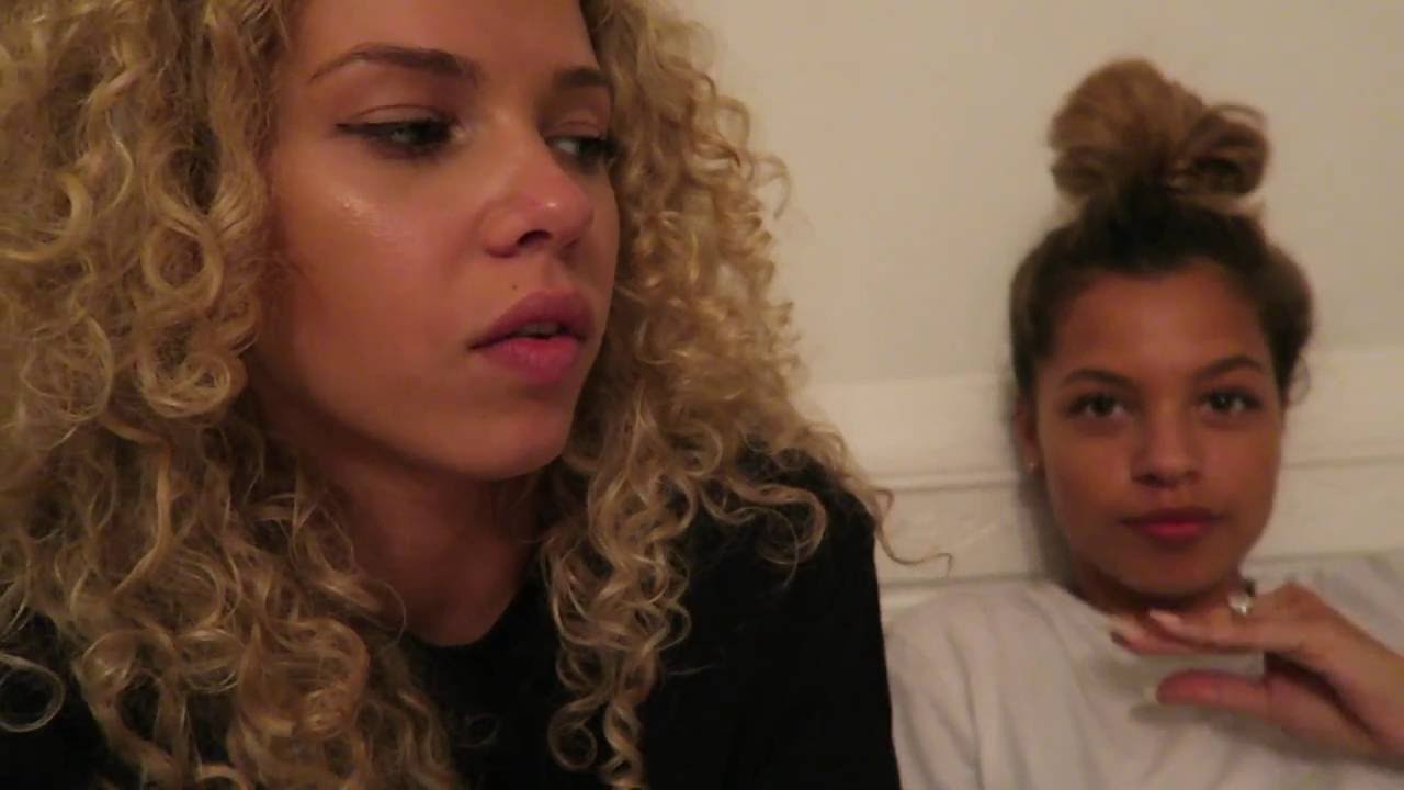 SLEEP-OVER AT LAURA - CHLOEJAYLOIS VLOG #5