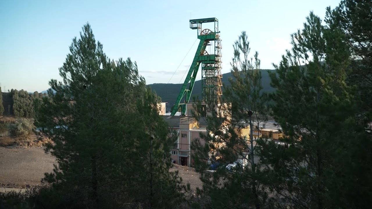 Bodies of 3 workers removed from Spain mine