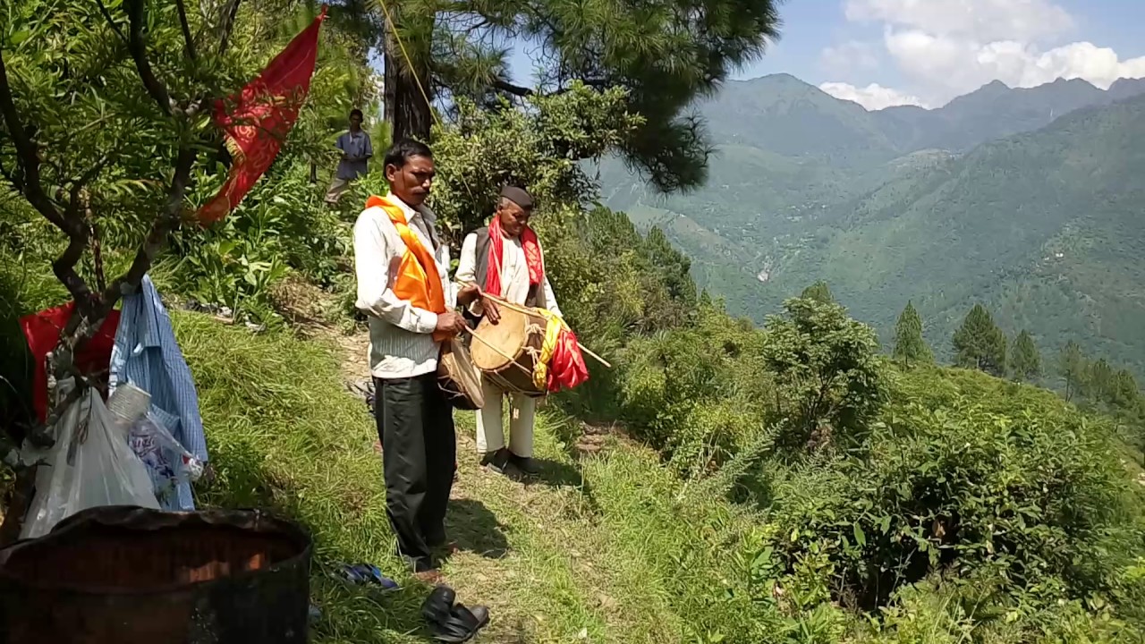 Uttarakhand traditional Dhol and bhankora- traditional instruments - india #Uttarakhand #instrument