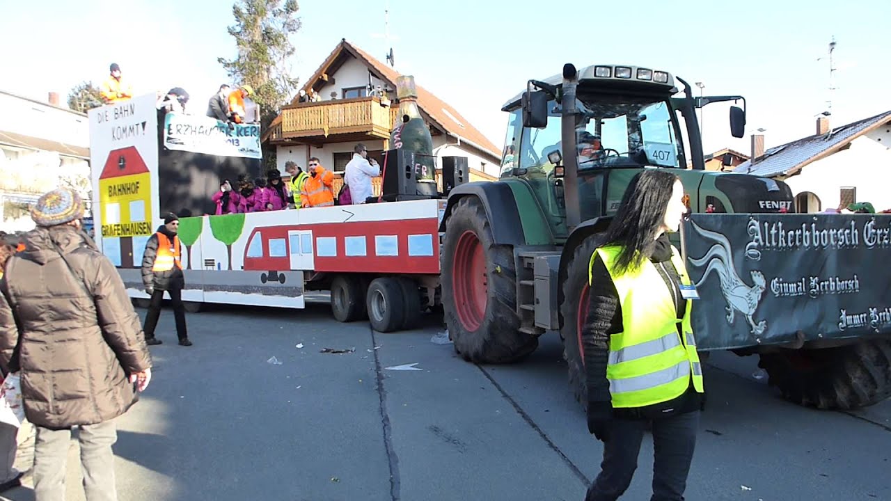 Die Altkerbborsch Erzhausen mit den Ladykrachern auf dem AEWG-Umzug 2013