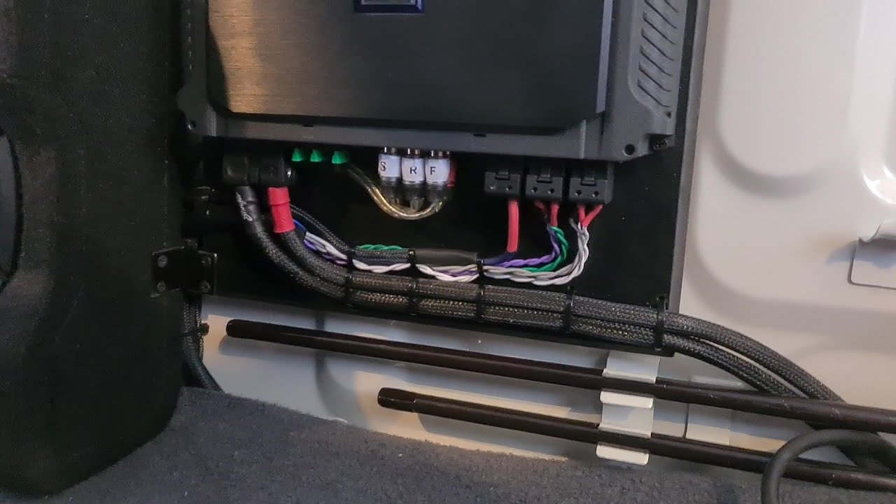 2021 Toyota 79 series Stereo upgrade