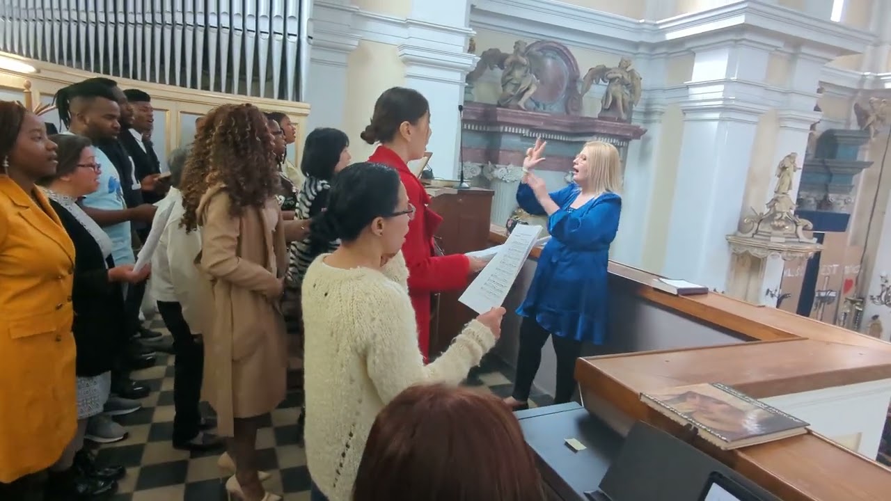 Alleluia! Love Is Alive by Steve Angrisano, Jesse Manibusan, and Sarah Hart CHOIR