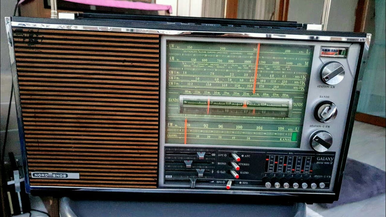 NORDMENDE GALAXY MESA 9000 RADIO (1972, Made in Germany)... SW BAND TESTS - 2