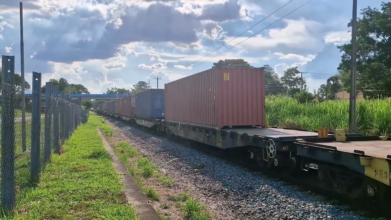 MRS - TREM CARGA GERAL PREFIXO (KPC) COM AS #AC44I 7302-7 E #AC44I 3434-0 NO COMANDO DO TREM