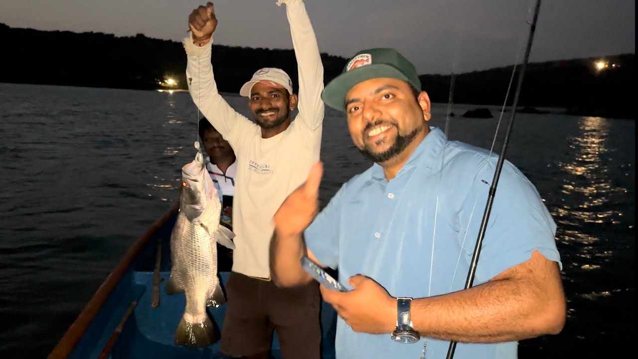 Boat fishing for Barramundi and snappers in Malvan - Nivti  bandar - Best fishing spot in konkan