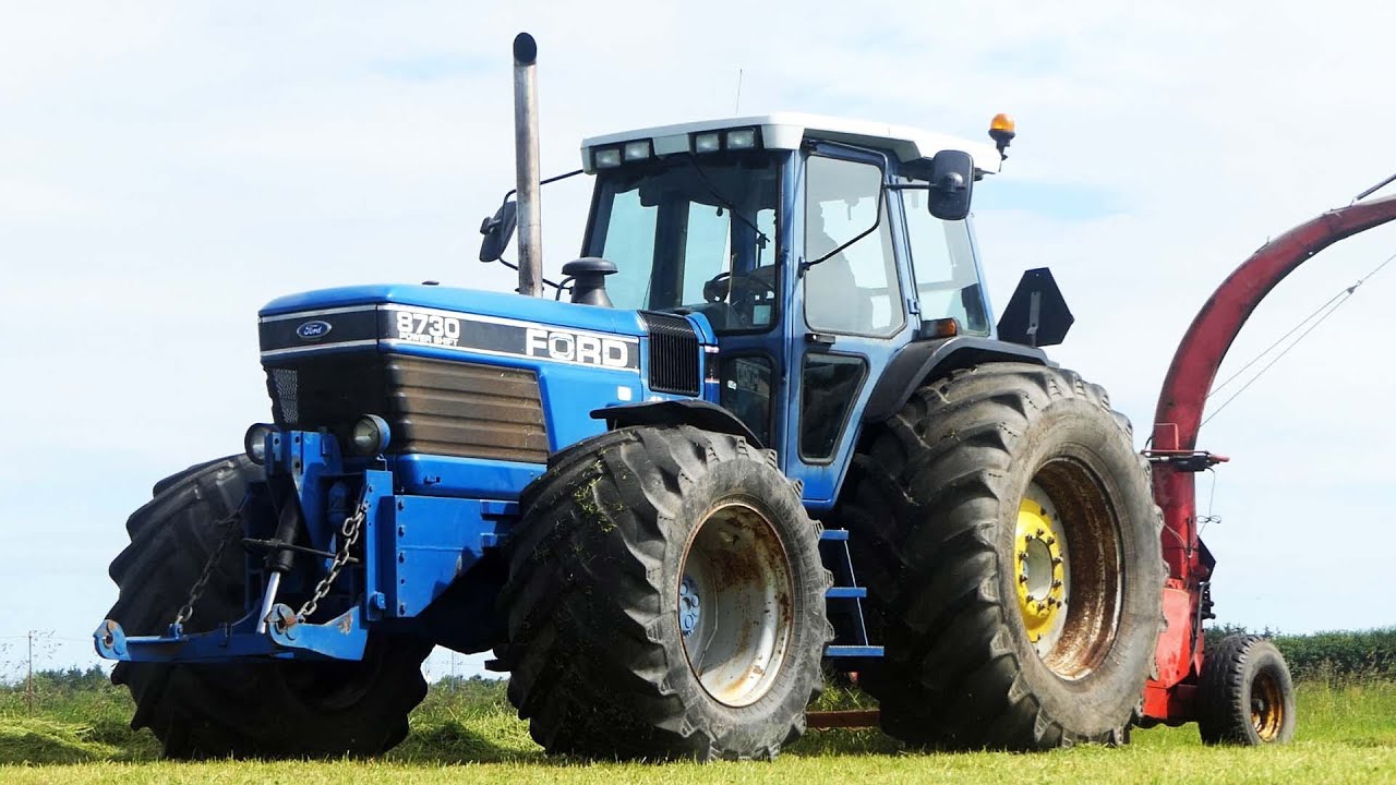 Ford 8730 Power Shift in the field chopping grass w/ Taarup Forage Harvester | Brute Force