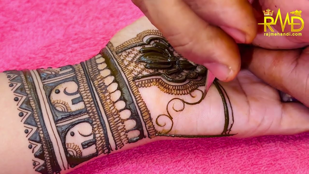 आसानी से भरा हुआ हाथ लगाना सीखें ।￼ New Mehndi Design । New Front Hand Mehndi Design । Henna Classes