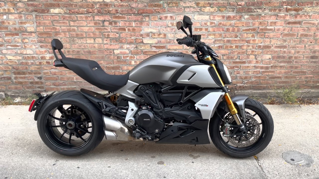 Ducati Diavel 1260 S 2019 gray D1587U