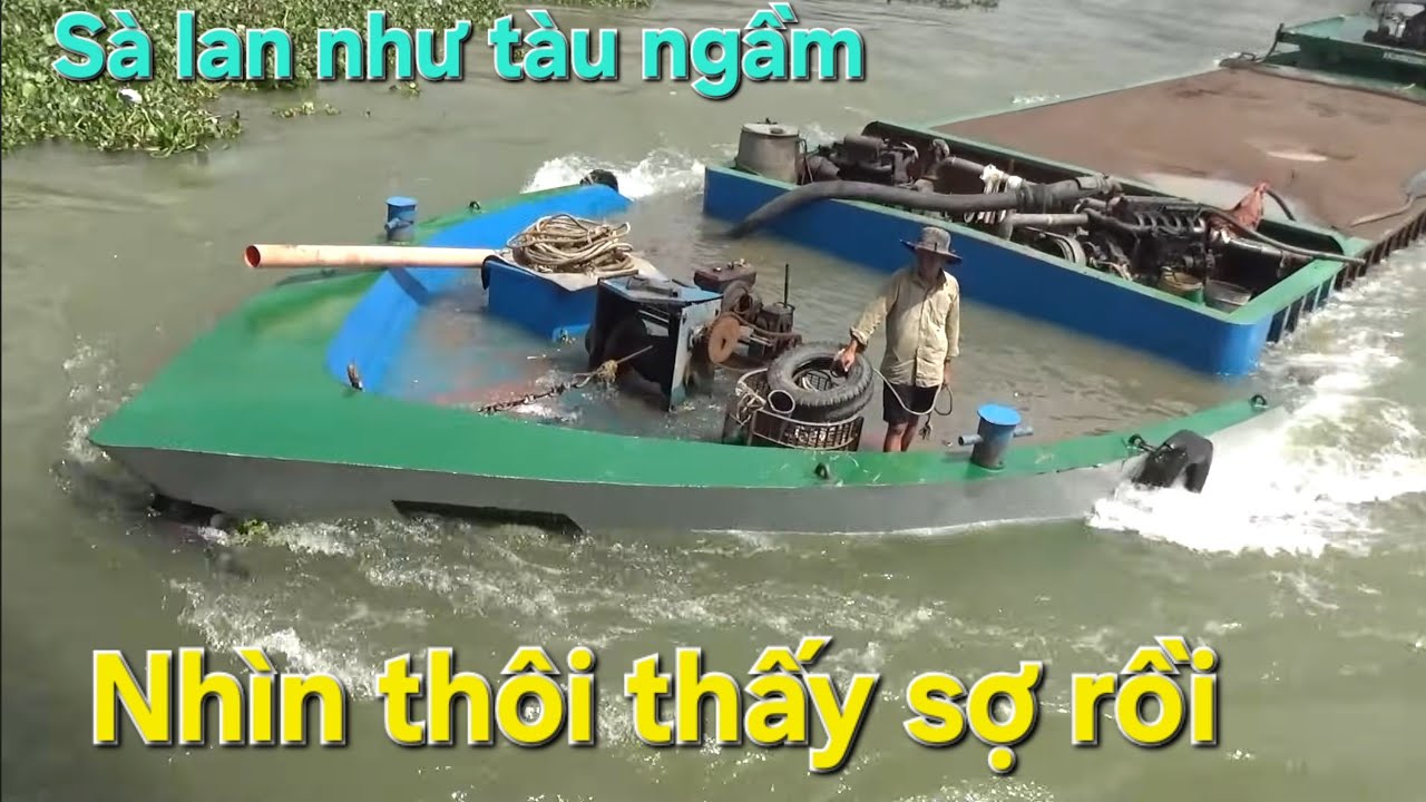 Chiếc sà lan vượt cống ai nhìn cũng sợ 