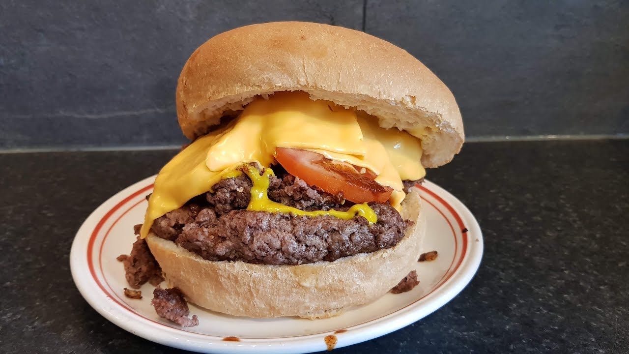 1 ibs Burger!! The Daddy Of All Burgers!! Morrisons Big Daddy Burger, Man Meets Food Challenge