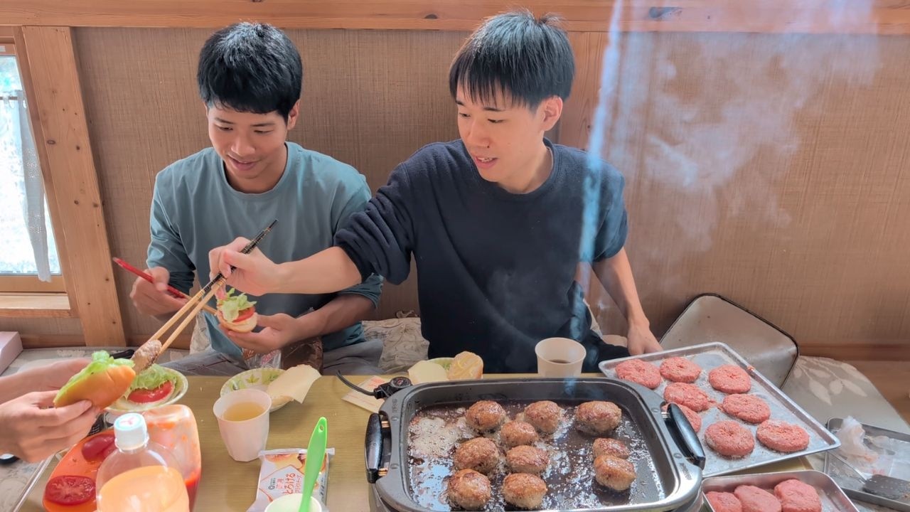 【元15年ひきこもり】ホットプレートで食べる手作りハンバーガー