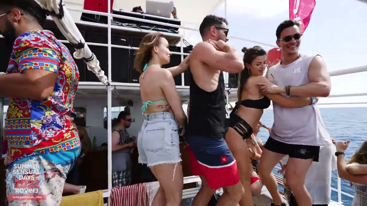 Iban & Jula - Bachata social dancing | Summer Sensual Days 2022 (Rovinj)