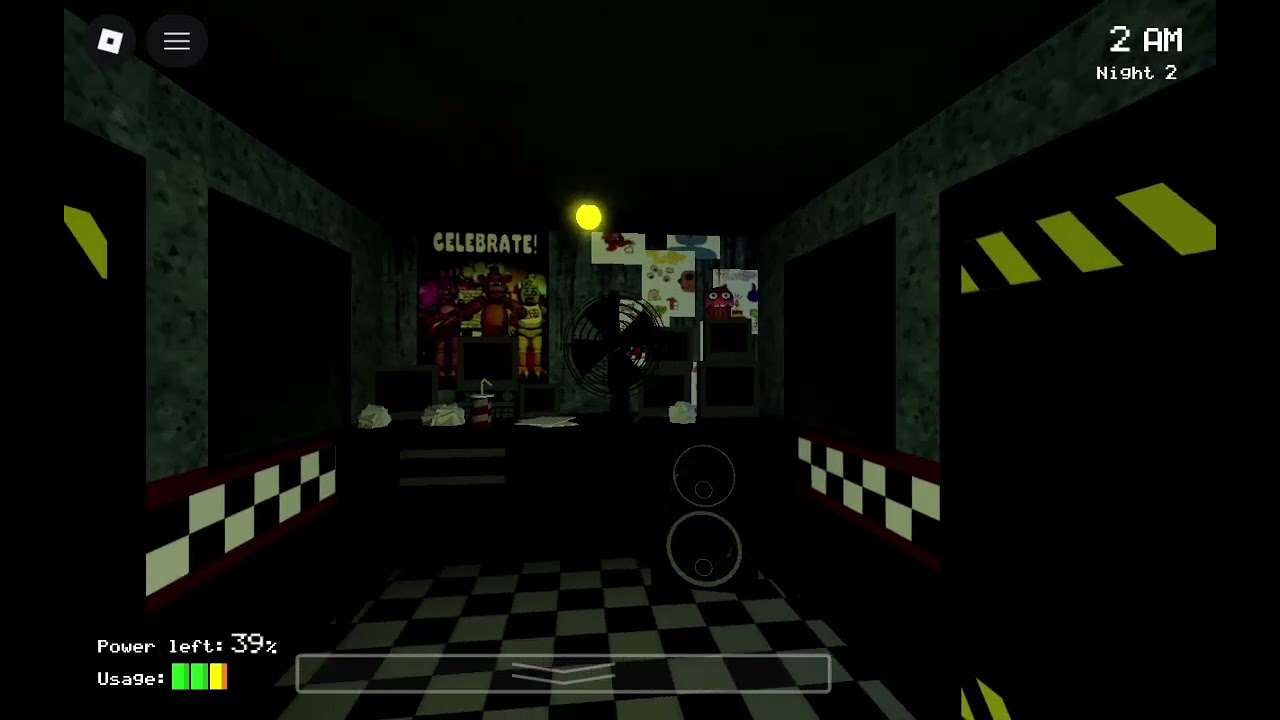 Jugando la noche dos de five nights at freddy's