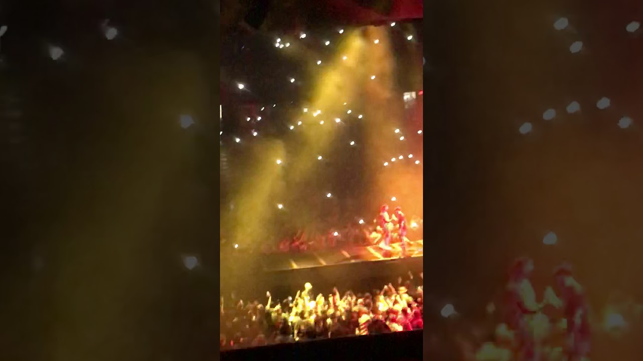 ROXANNE LIVE ARIZONA ZERVAS
