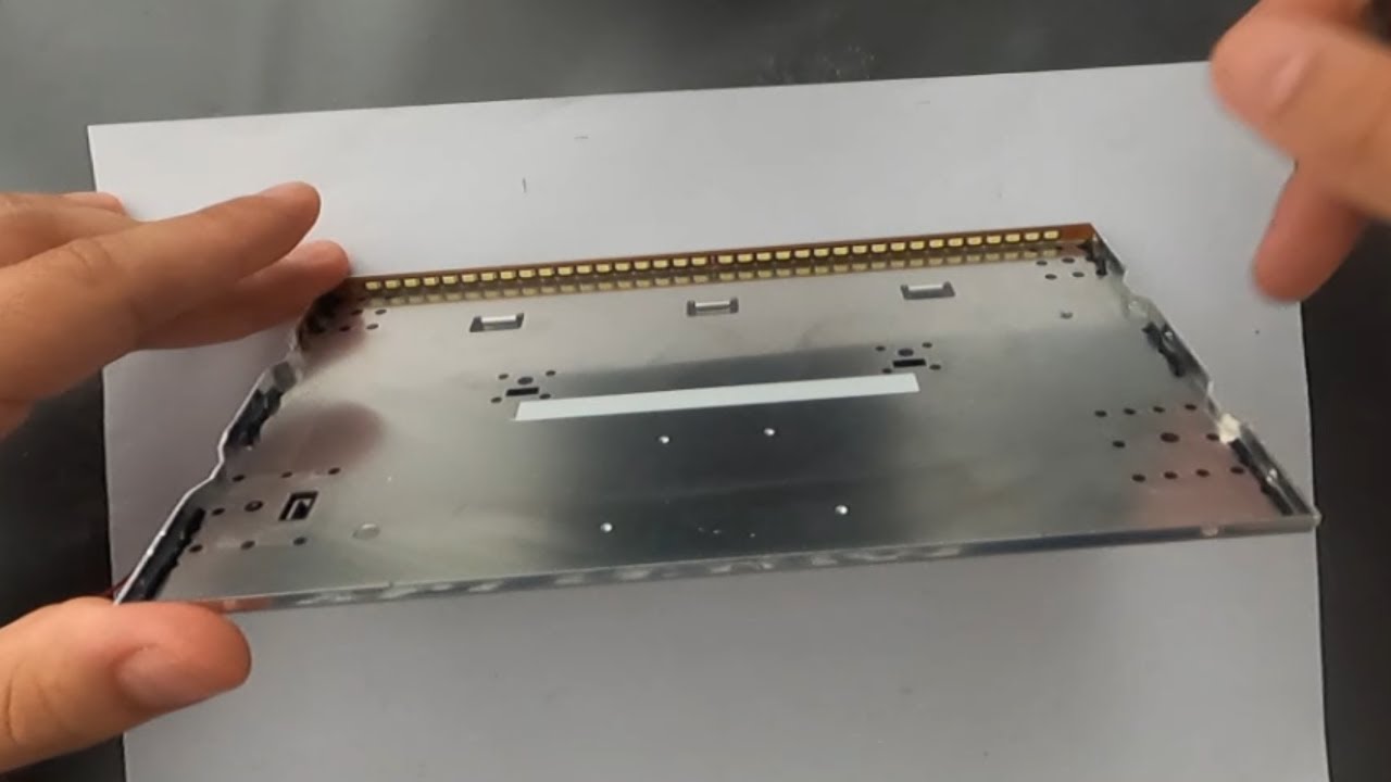 How the Ford SYNC 3 backlight is build podświetlenie