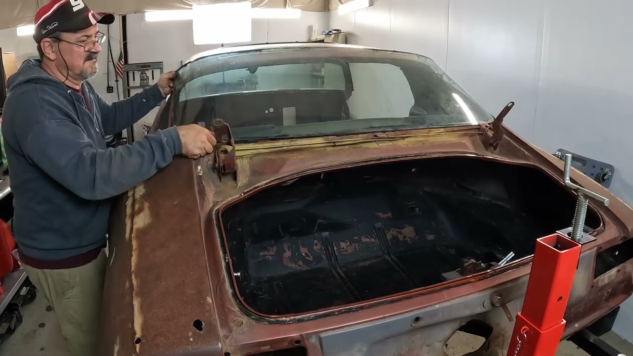 Firebird Ep  09 Breaking glass and a running LS1