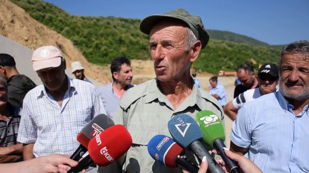 Protesta: Jo plehra af&euml;r sht&euml;pive/ Pogradec, banor&euml;t e G&euml;shtenjasit kund&euml;r projektit t&euml; bashkis&euml;
