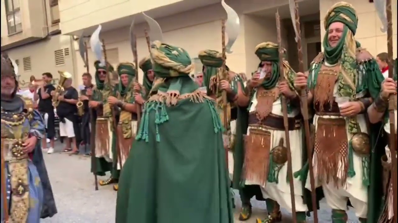 Los Moros de la Alquería, a ritmo de ‘Paquito el chocolatero’
