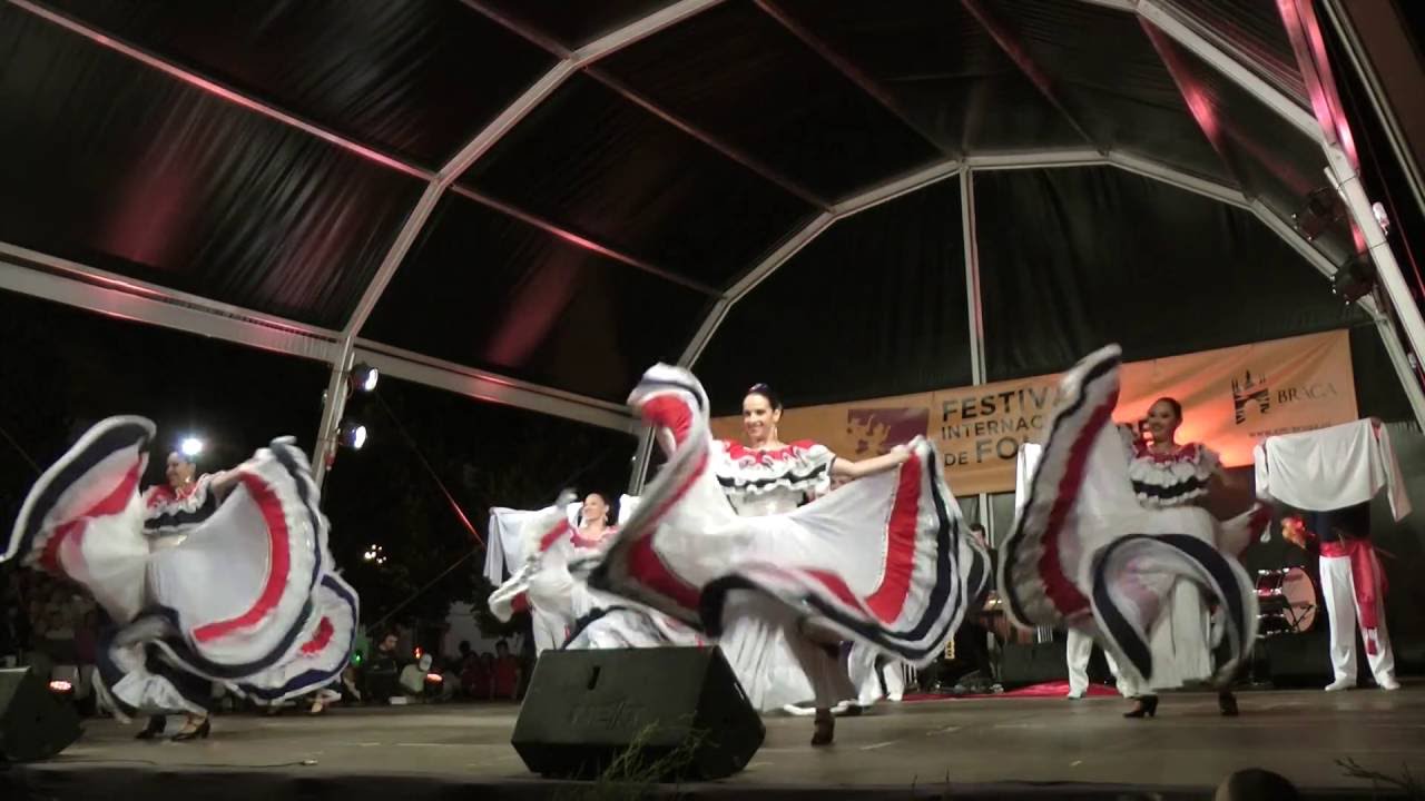 Costa Rican folk dance: Ticas lindas, Gamonal & Tambito