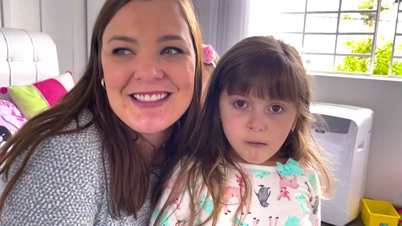 Fizemos um salão de cabelereiro em casa | Jéssica Godar e Laurinha e Helena e Gabriel