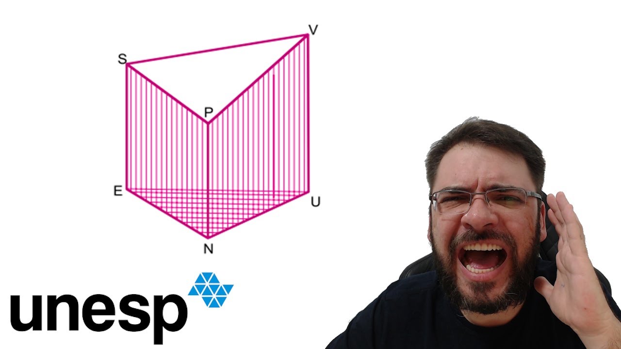 UNESP/2023 Um prisma triangular reto, com 12 cm de altura, foi seccionado de modo a resultar no